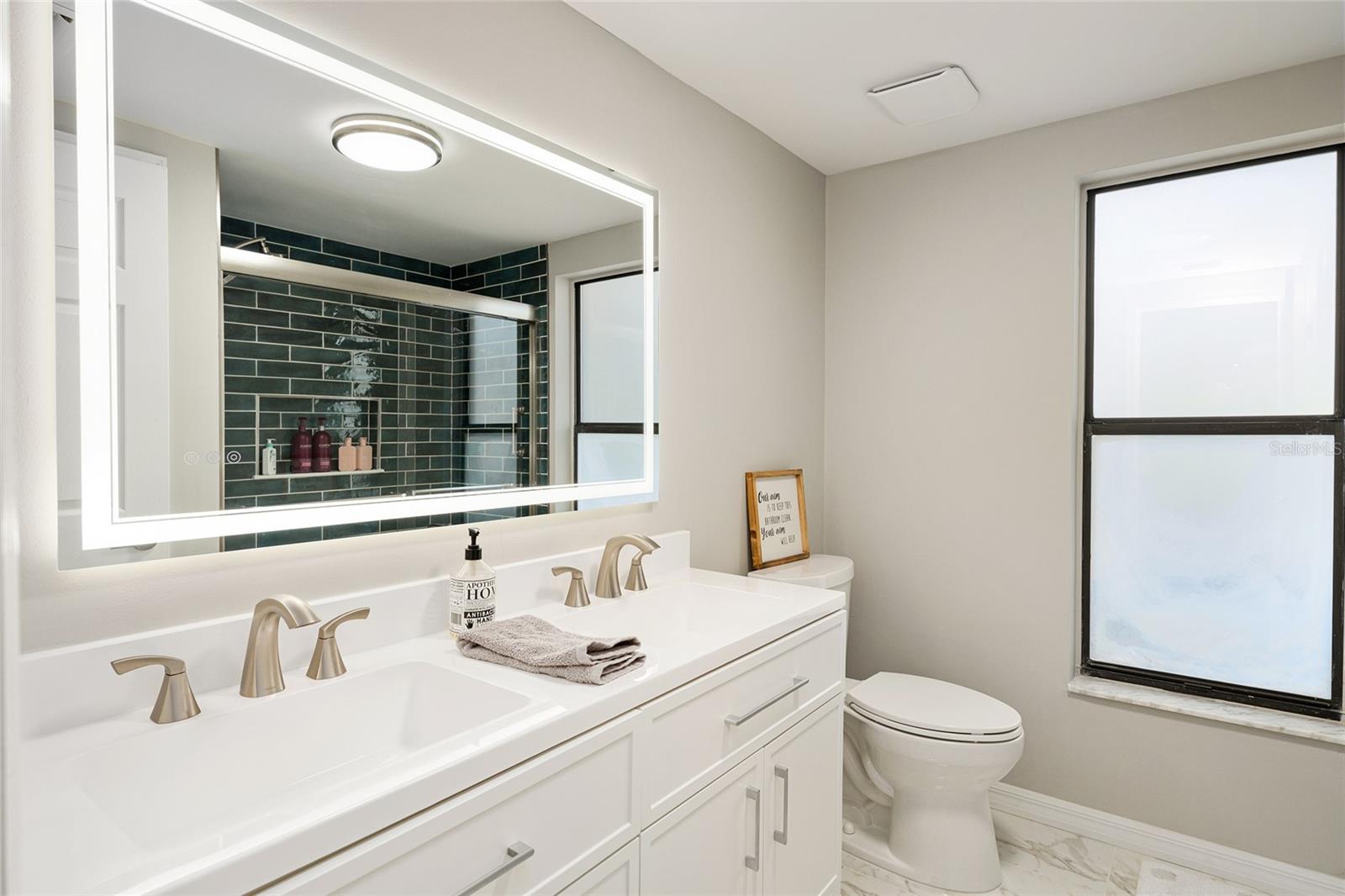 GOLDEN HILLS TURF & COUNTRY CLUB - Residential
