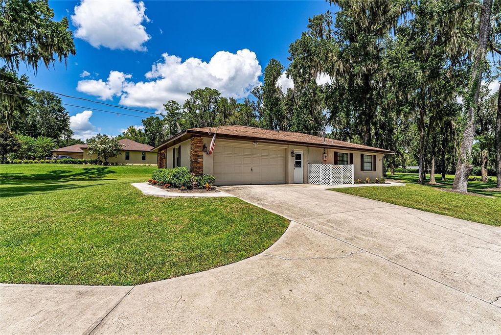 Photo of 5201 NW 78th Court, Ocala, FL 34482 (MLS # OM724751)