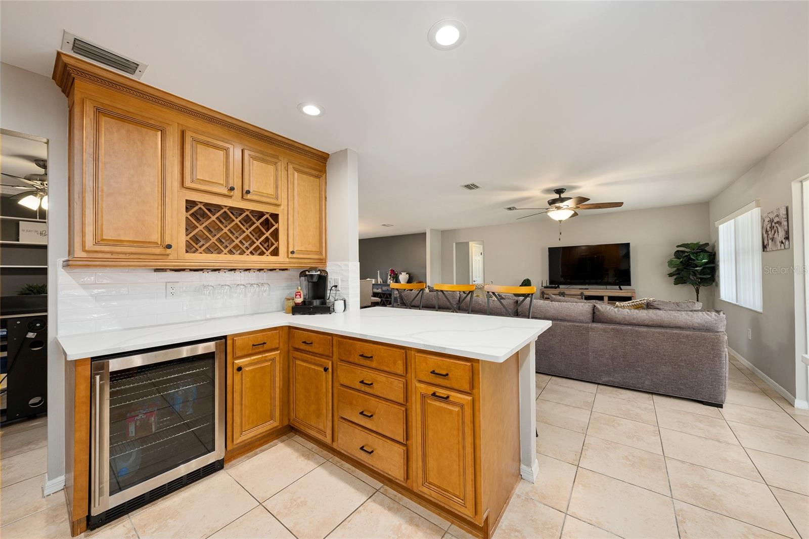 GOLDEN HILLS TURF & COUNTRY CLUB - Residential