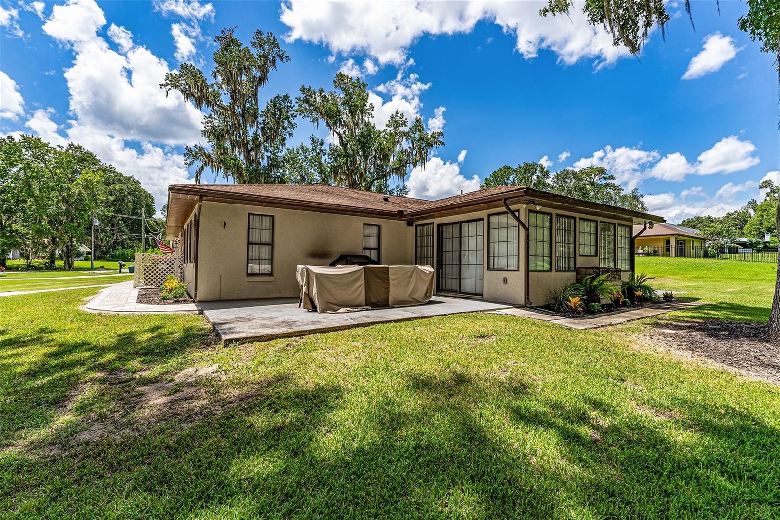 GOLDEN HILLS TURF & COUNTRY CLUB - Residential