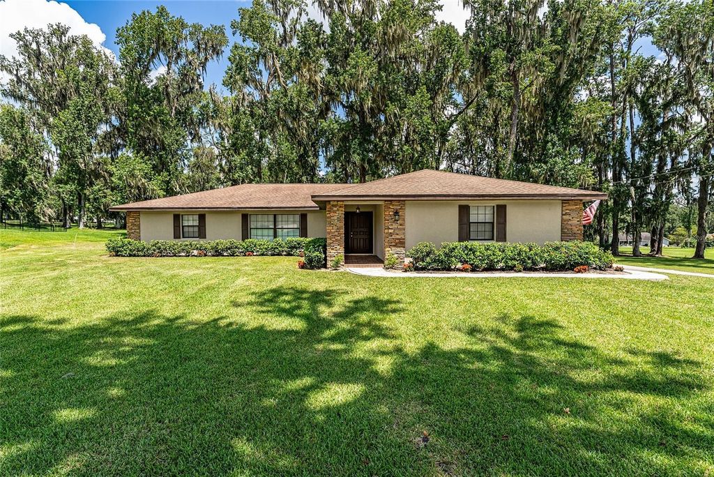 Photo of 5201 NW 78th Court, Ocala, FL 34482 (MLS # OM724751)