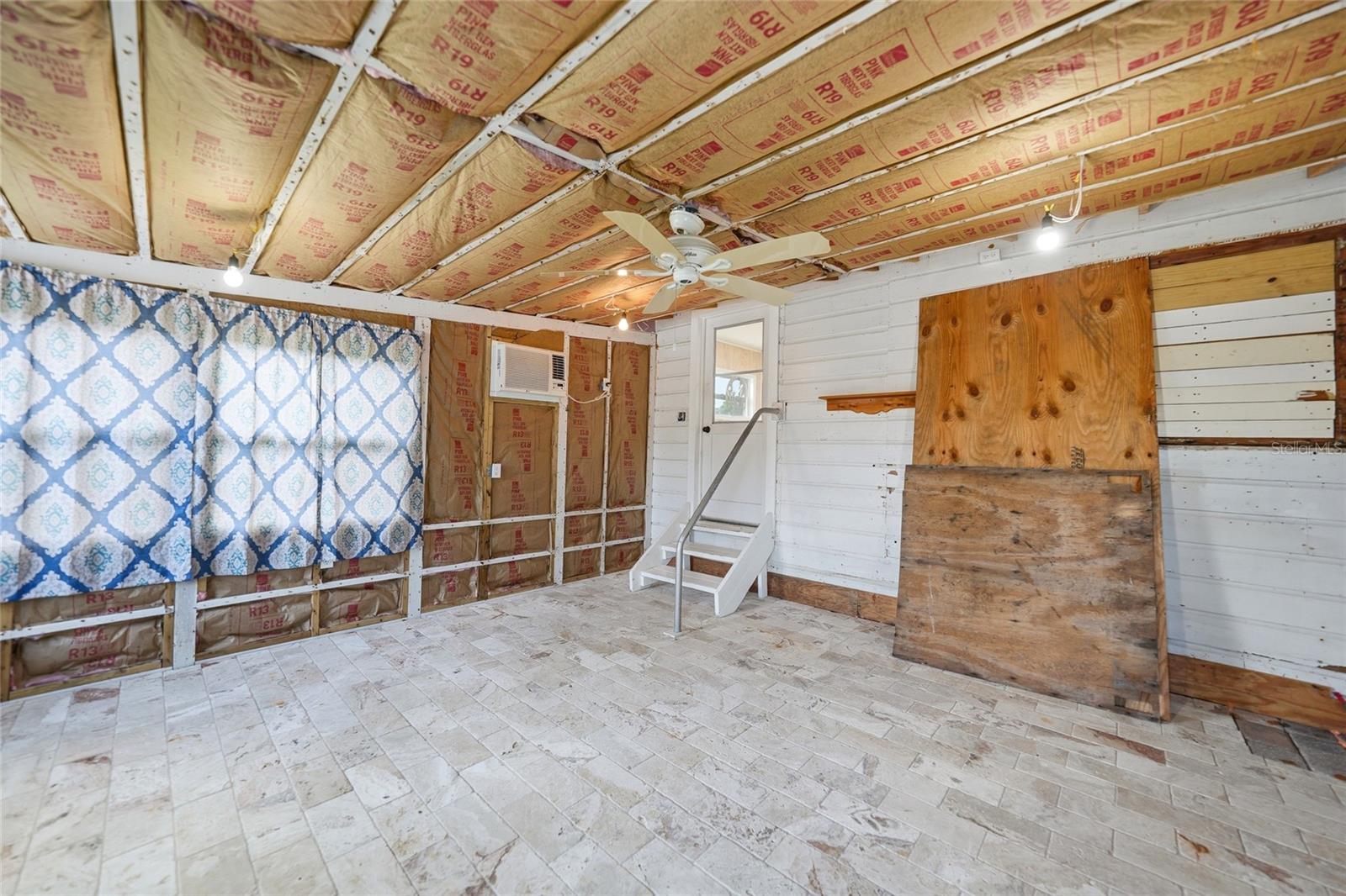 PINE COVE - Residential