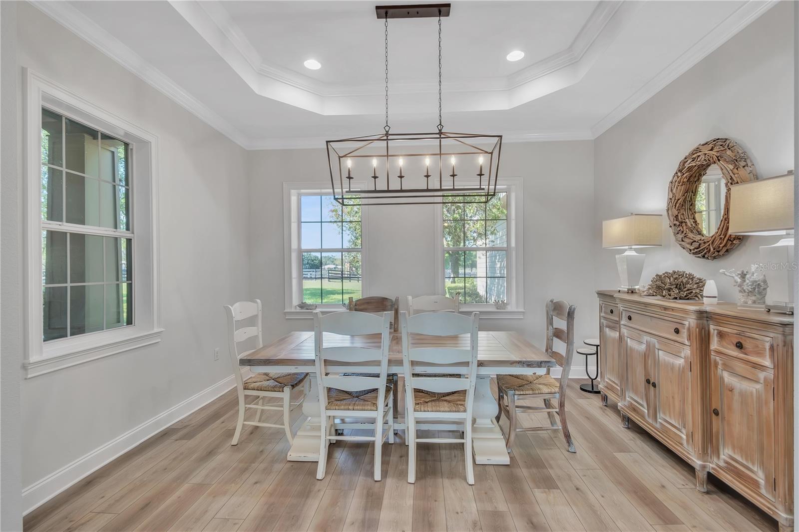 ESTATE AT PLEASANT HILL - Residential Lease