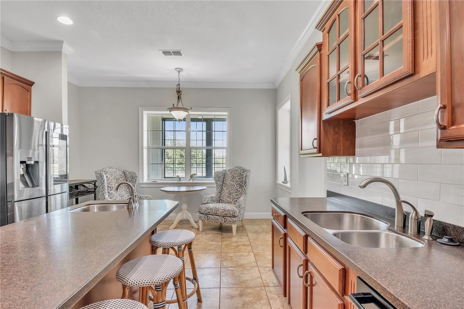 ESTATE AT PLEASANT HILL - Residential Lease