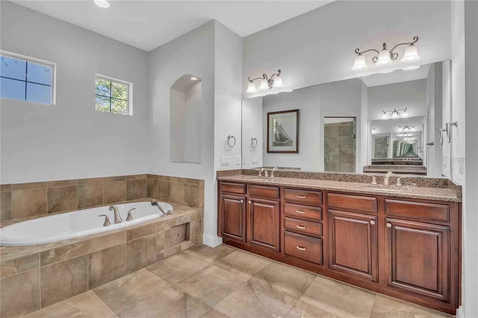 ESTATE AT PLEASANT HILL - Residential Lease