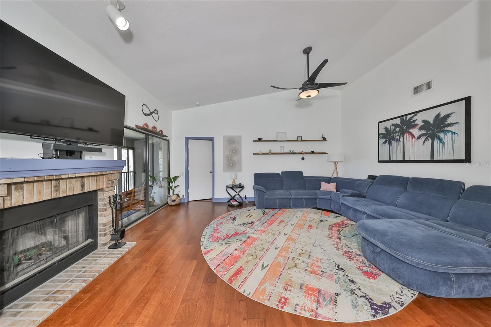 3095 LANDMARK BOULEVARD 2005