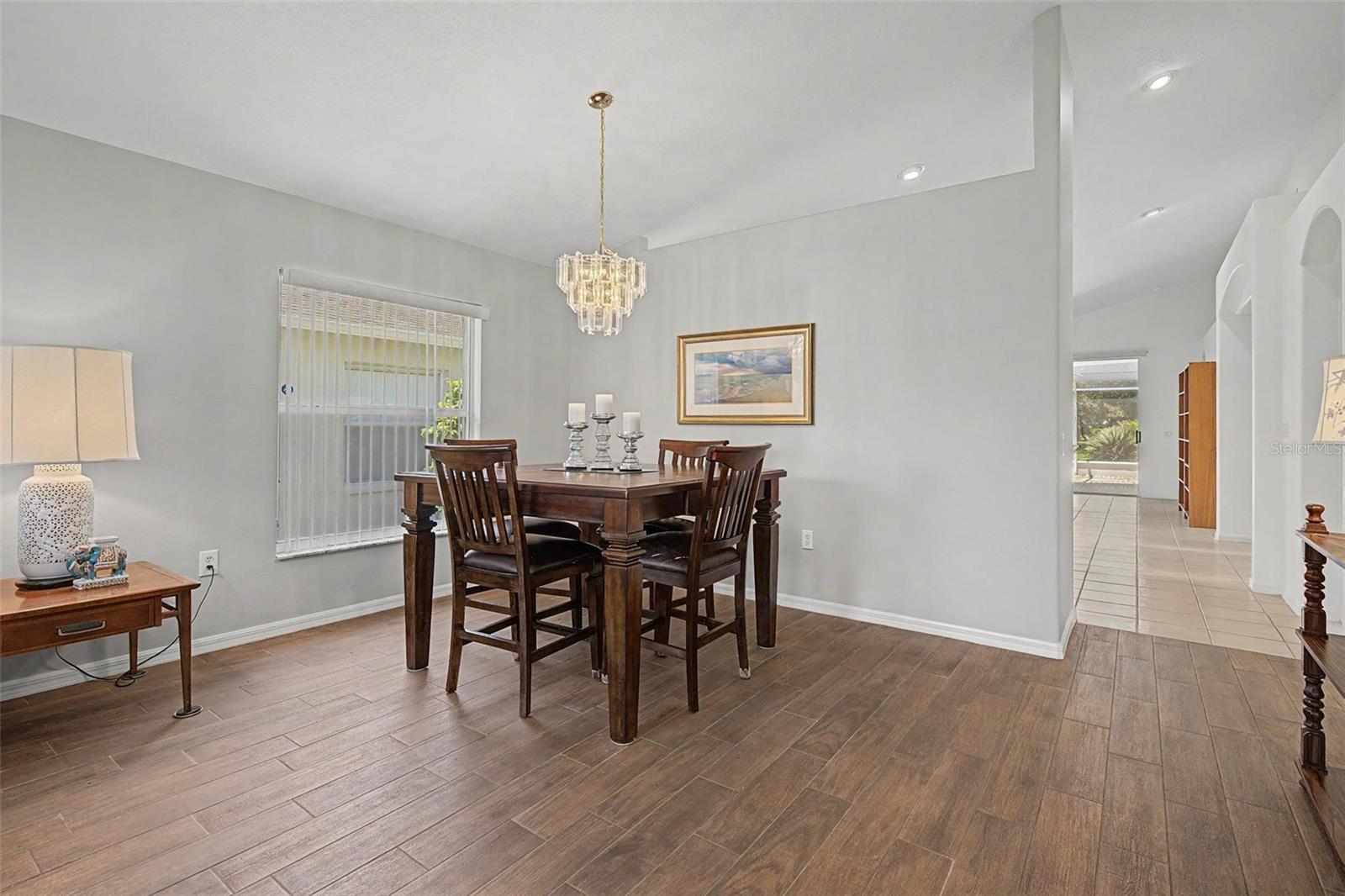 1121 WINDING WILLOW DRIVE