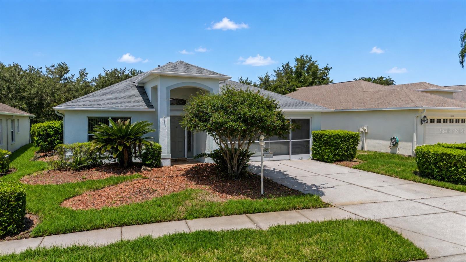 1121 WINDING WILLOW DRIVE