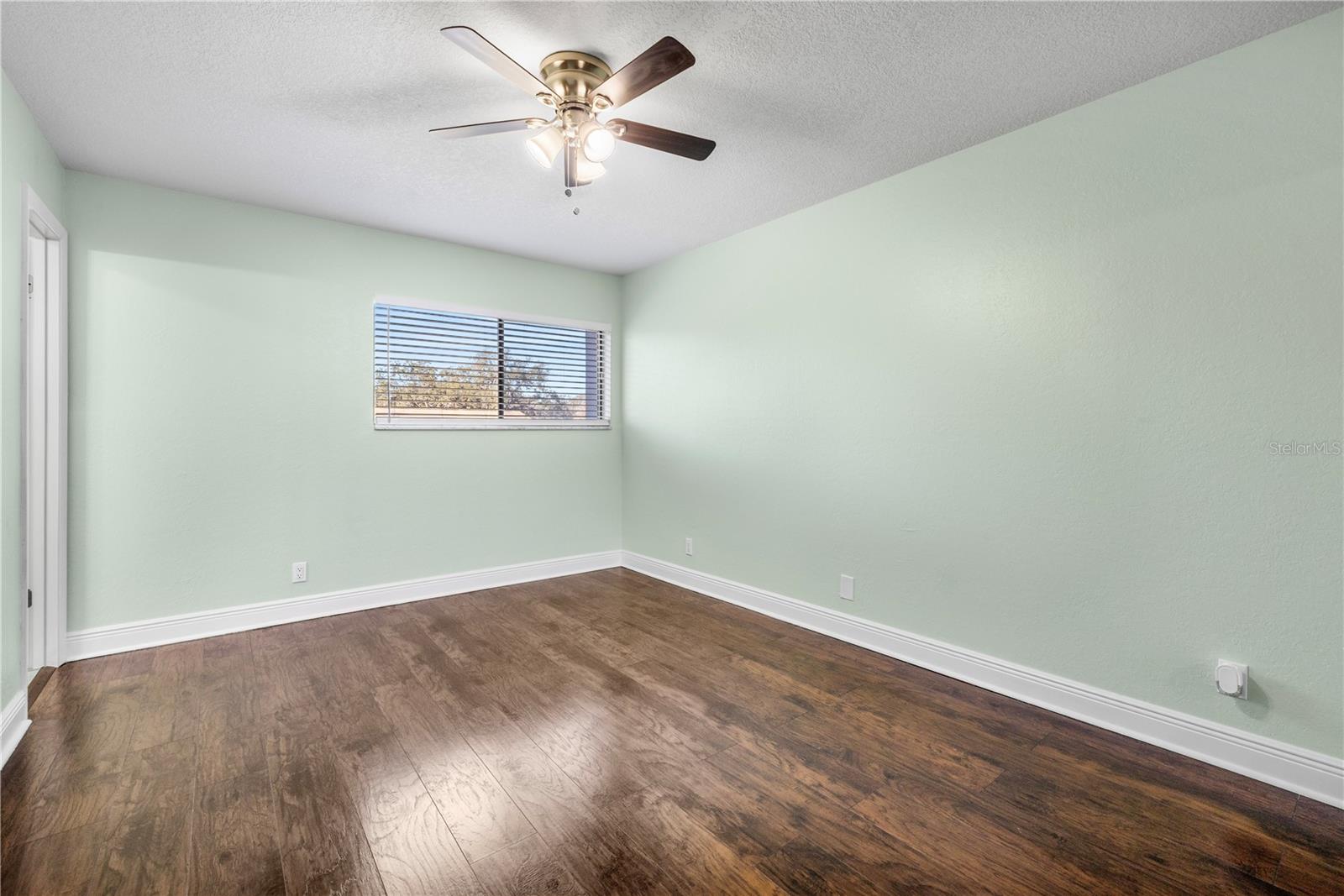 MEADOWOOD CONDO VILLAGE - Residential