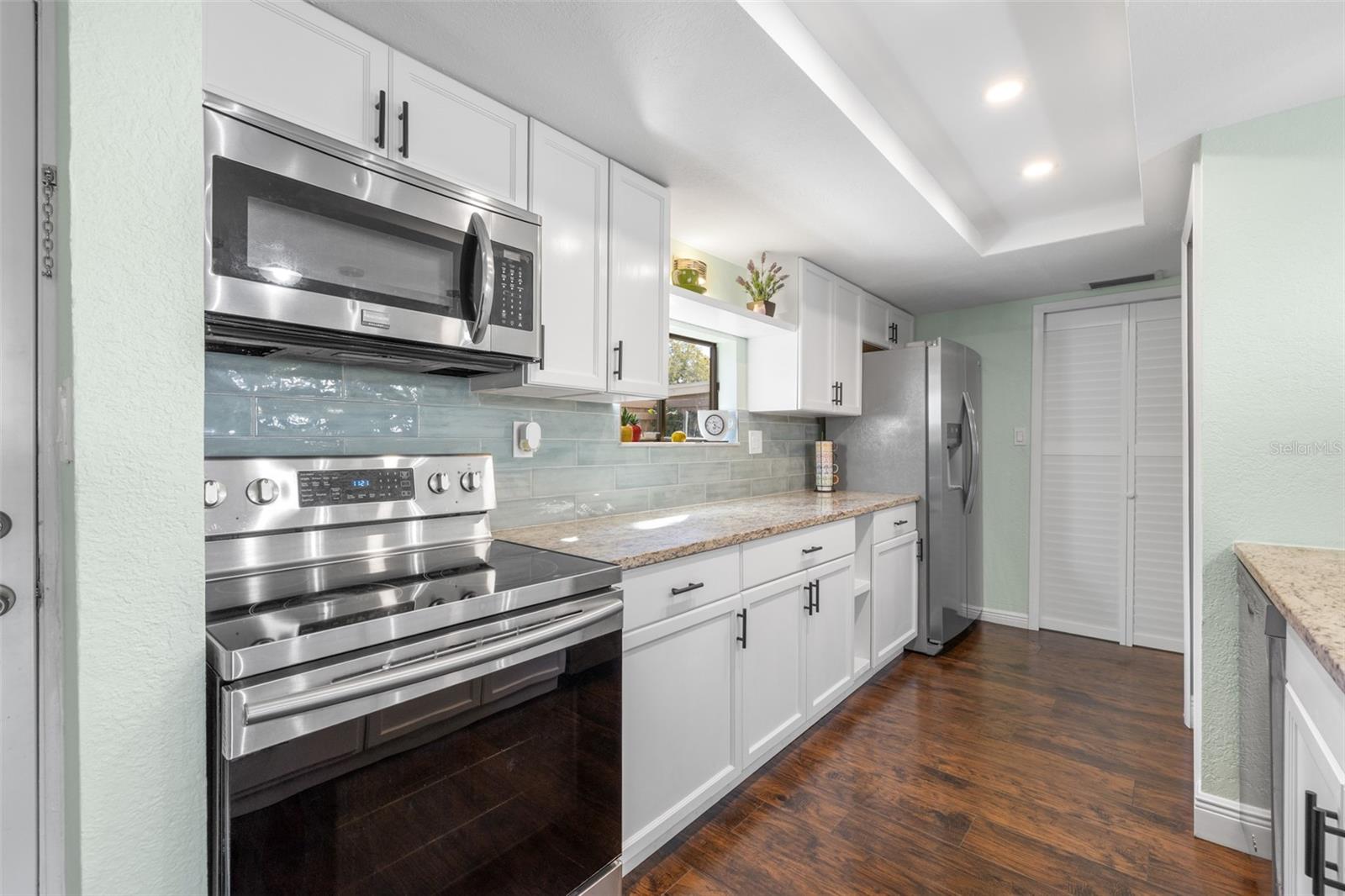 MEADOWOOD CONDO VILLAGE - Residential