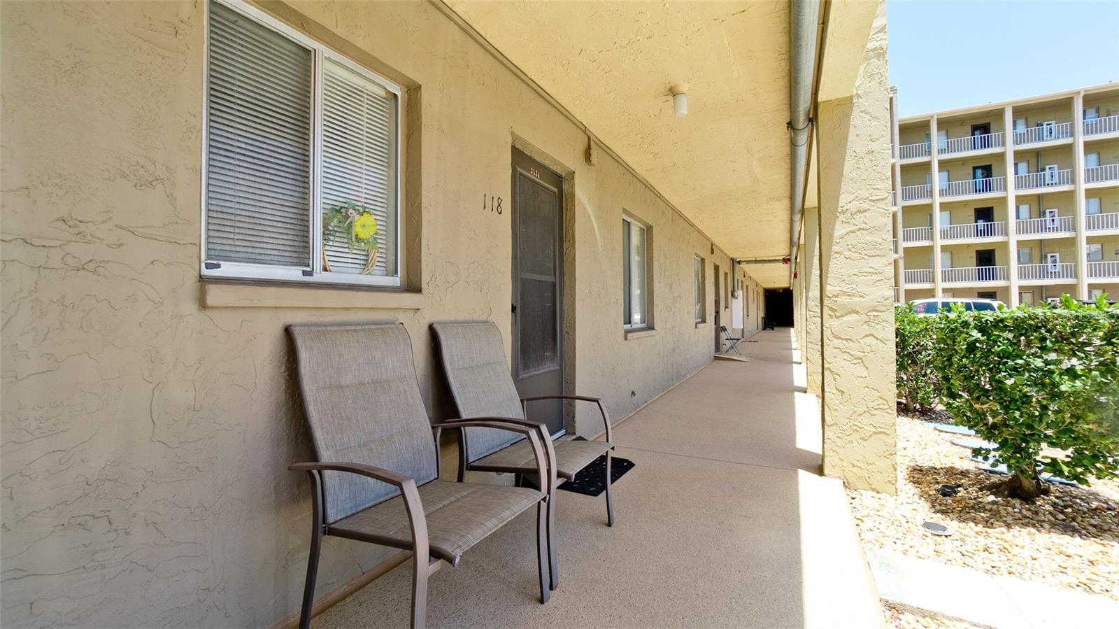 BAYSHORE ON THE LAKE APTS II SEC 3 - Residential