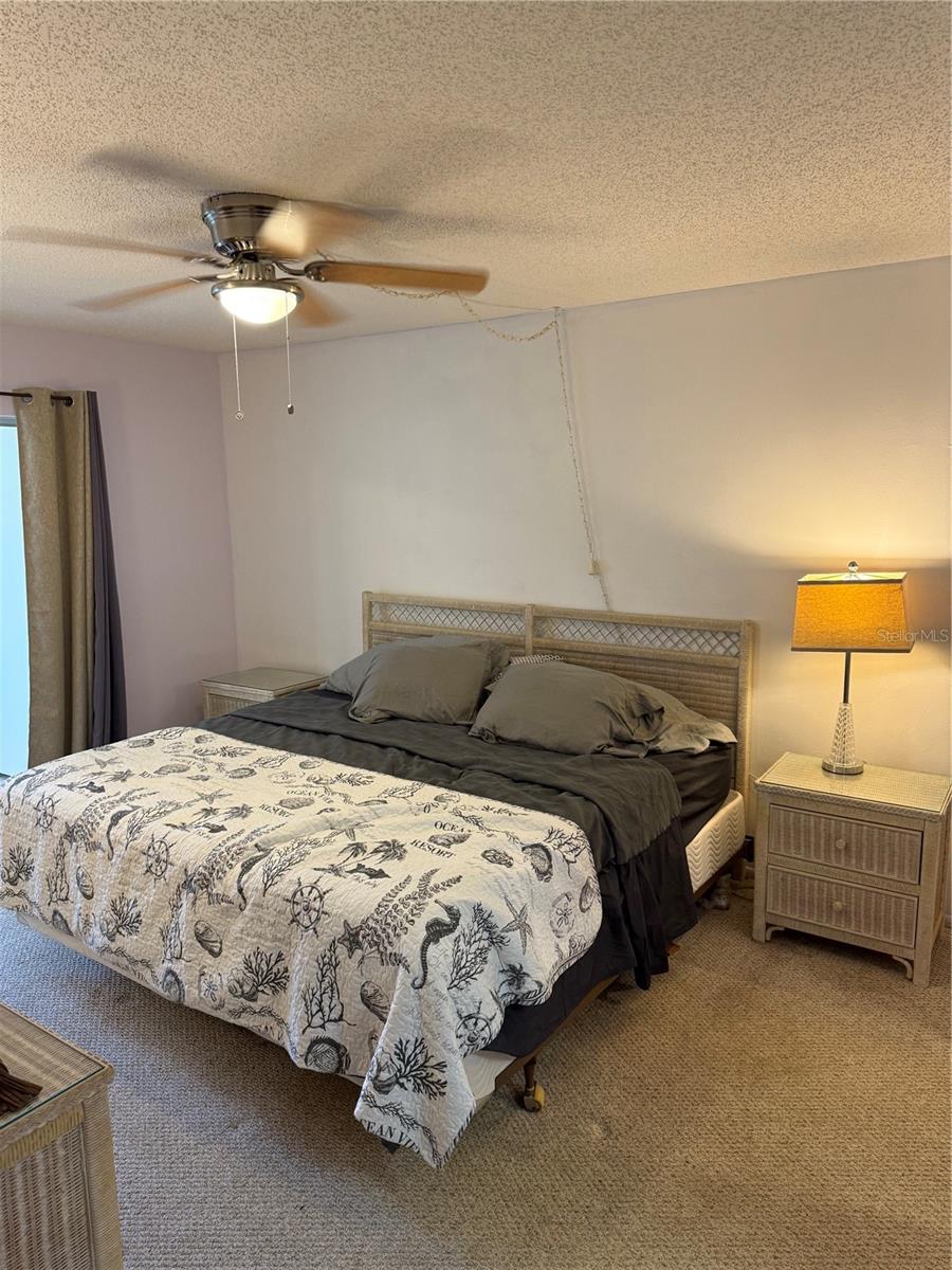 BAYSHORE ON THE LAKE APTS II SEC 3 - Residential
