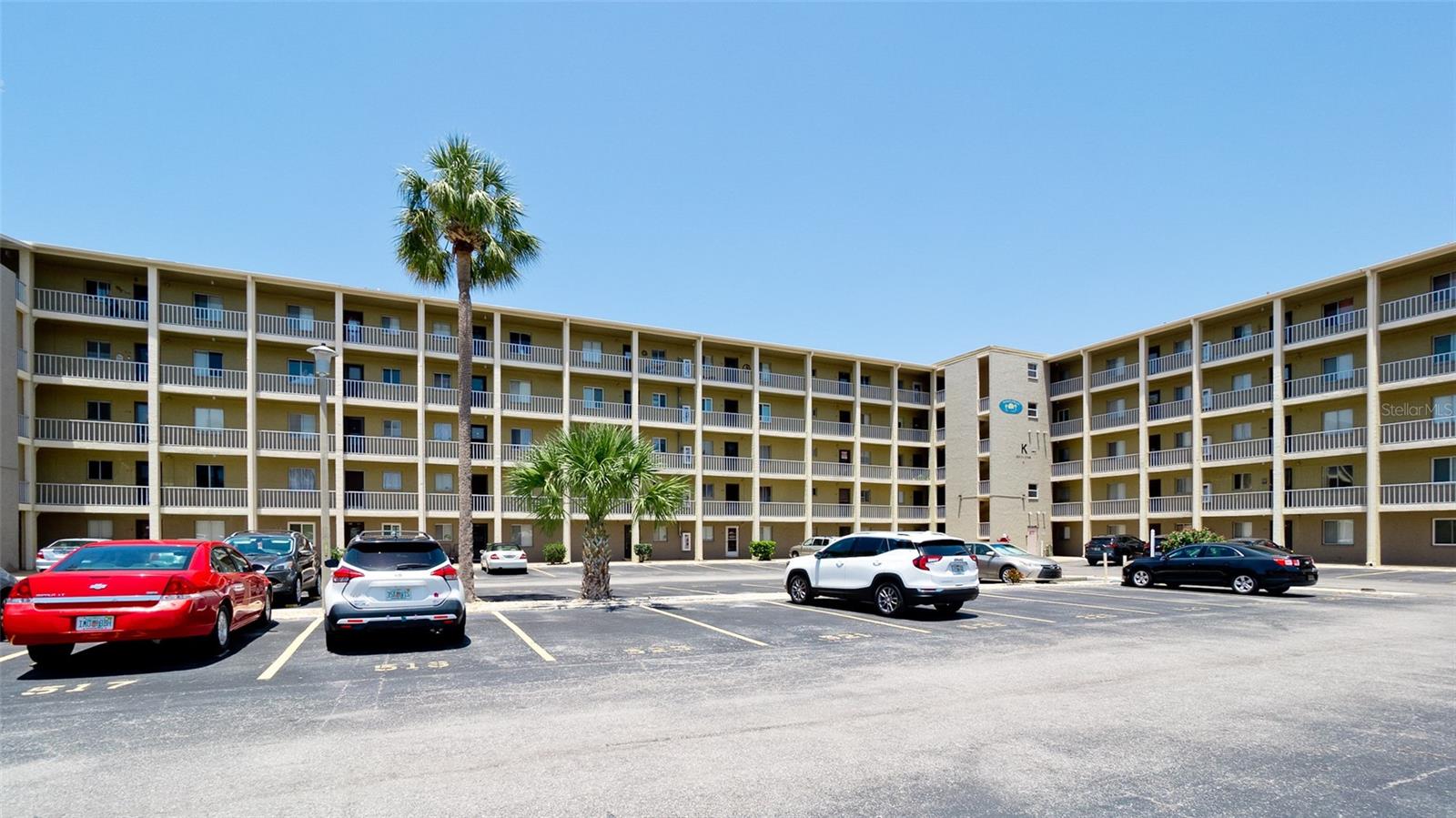 BAYSHORE ON THE LAKE APTS II SEC 3 - Residential