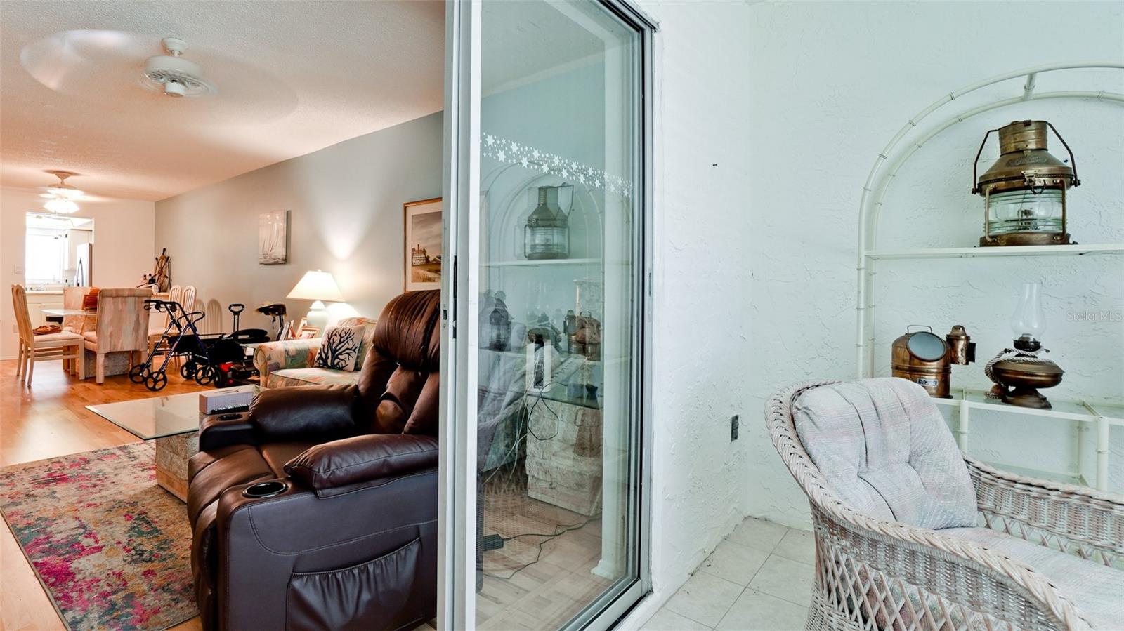 BAYSHORE ON THE LAKE APTS II SEC 3 - Residential