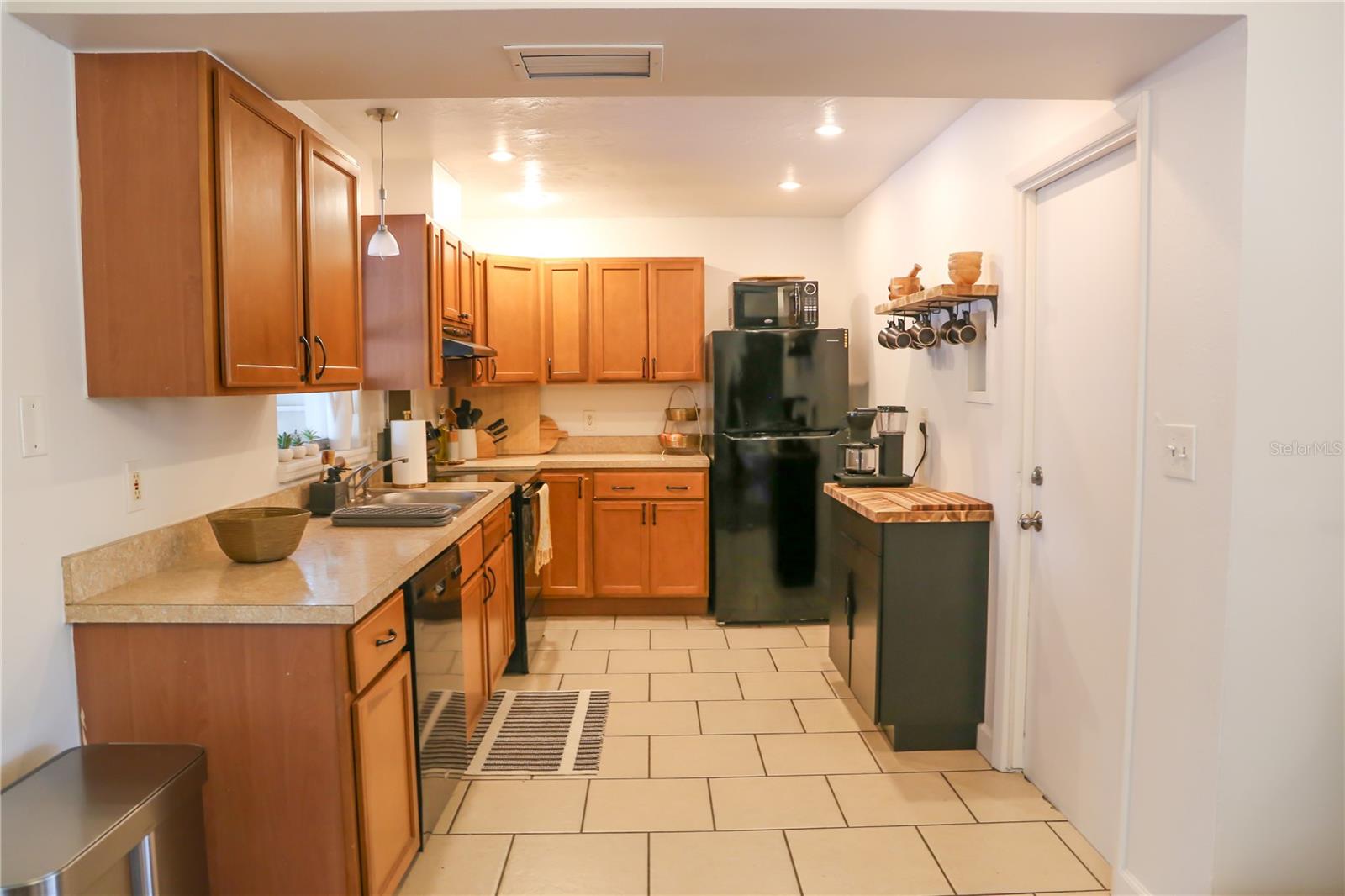 RANCHWOOD ESTATES - Residential Lease