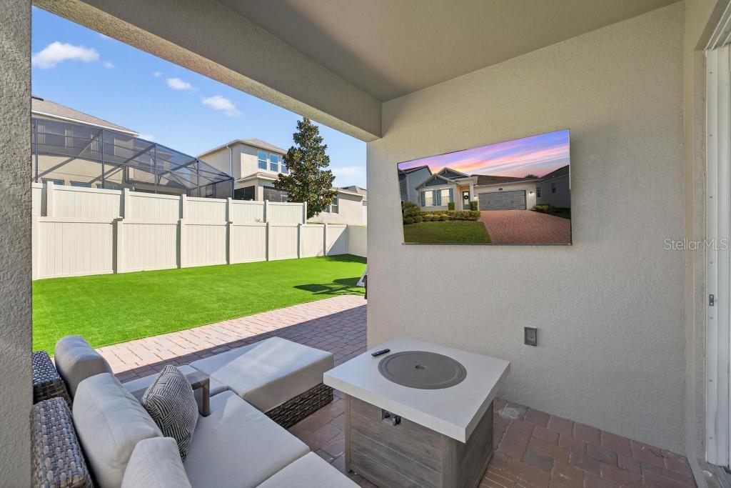 HULL ISLAND AT OAKLAND - Residential