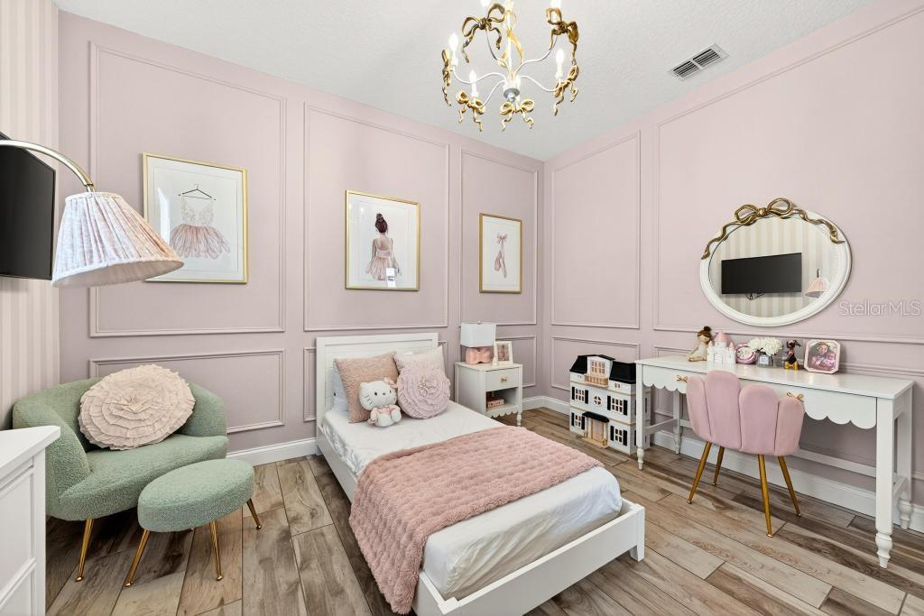 HULL ISLAND AT OAKLAND - Residential