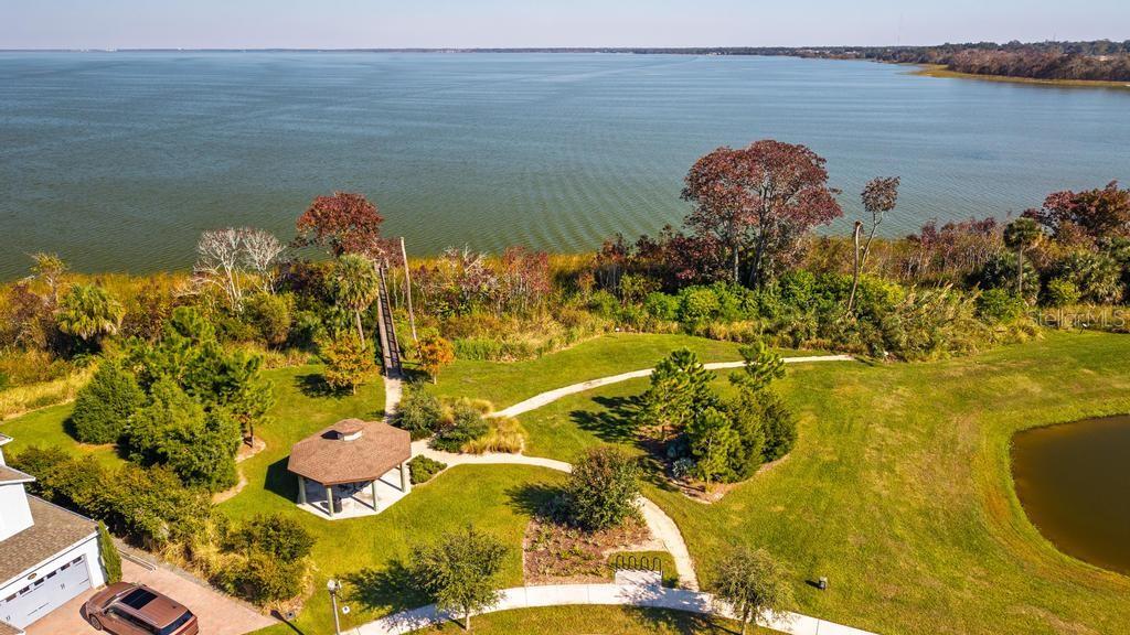 HULL ISLAND AT OAKLAND - Residential