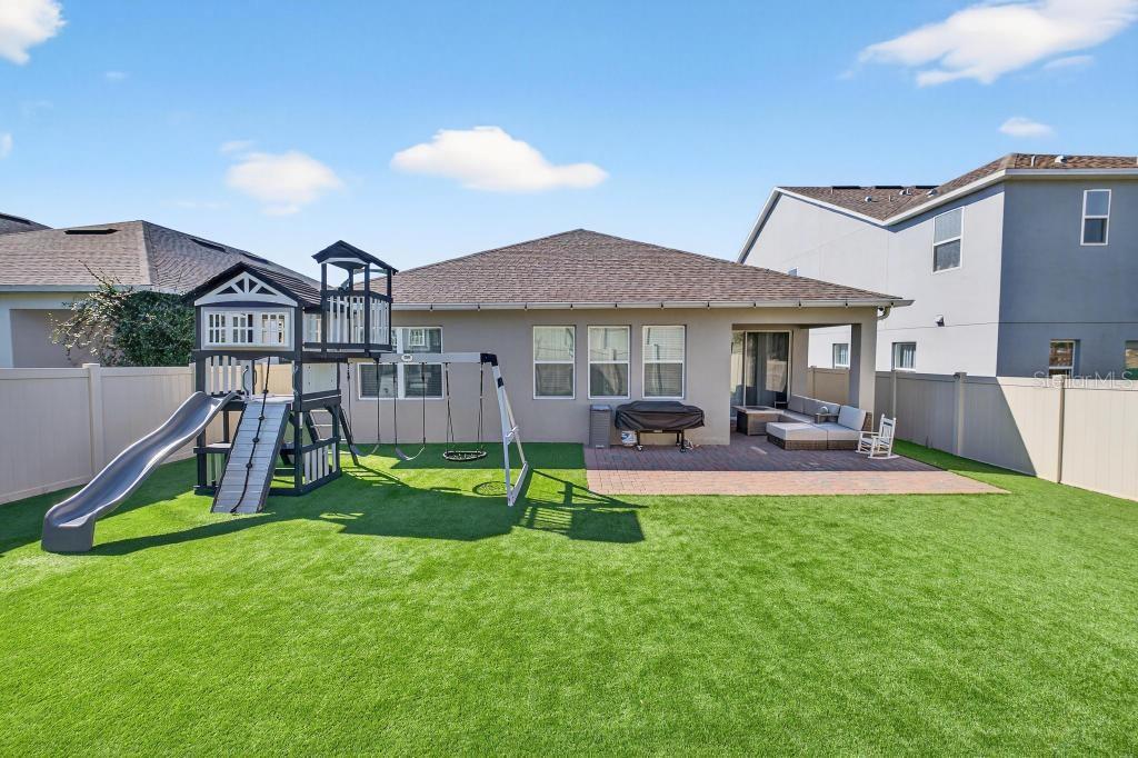 HULL ISLAND AT OAKLAND - Residential