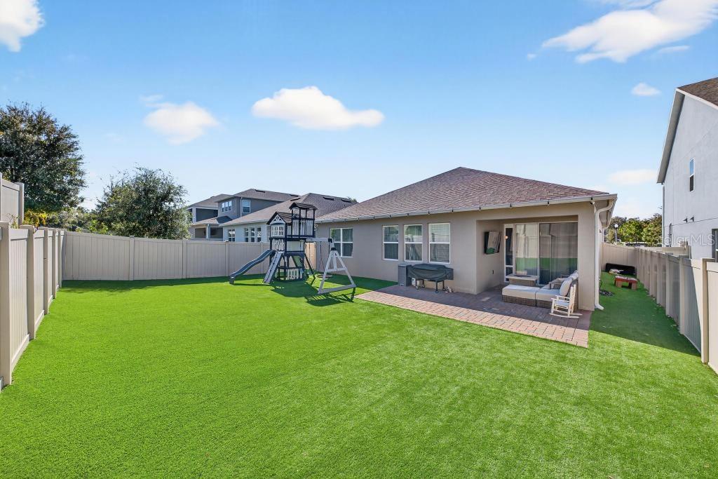 HULL ISLAND AT OAKLAND - Residential