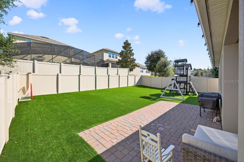 HULL ISLAND AT OAKLAND - Residential