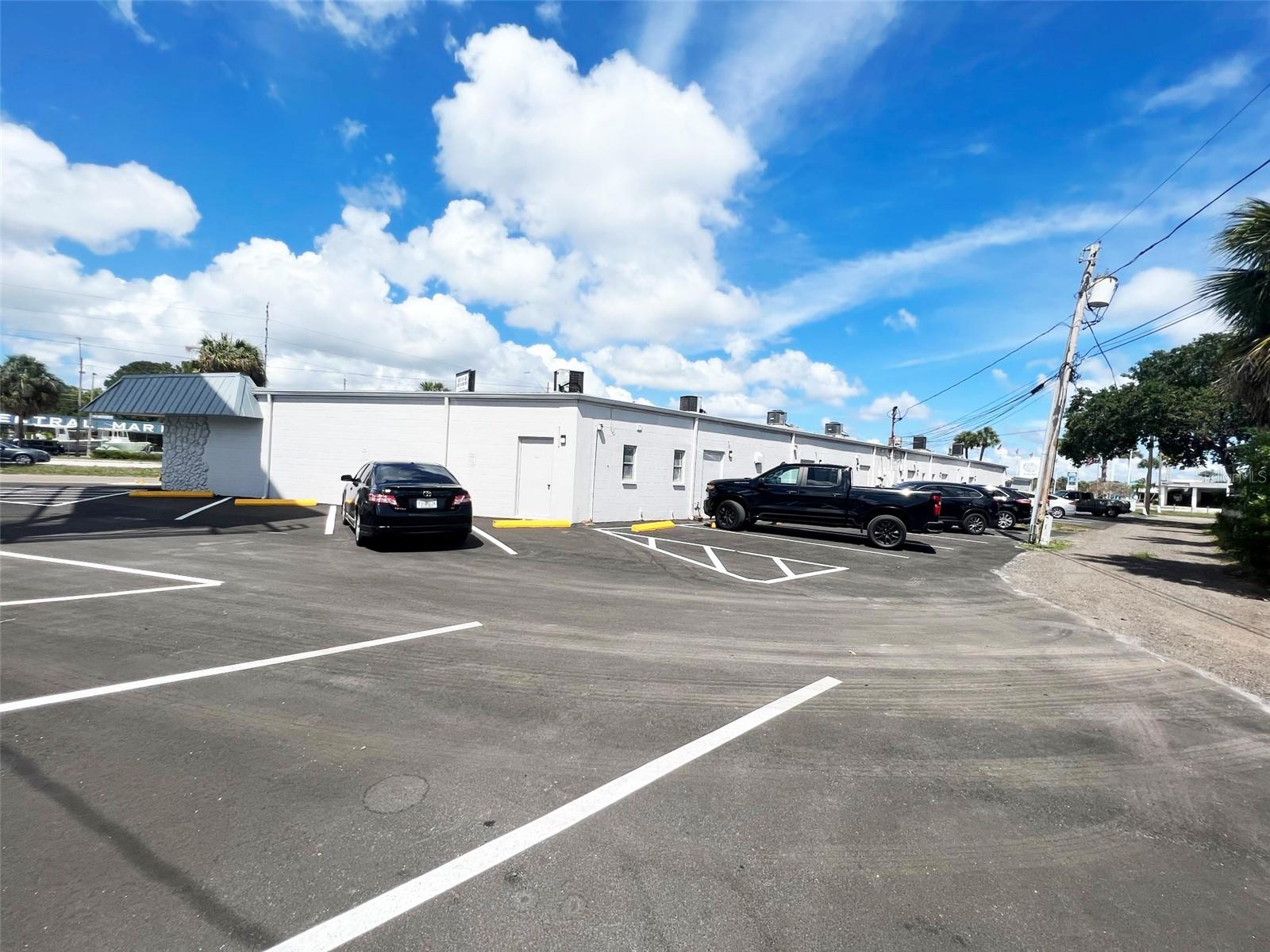 LANGS SUB - Commercial Sale