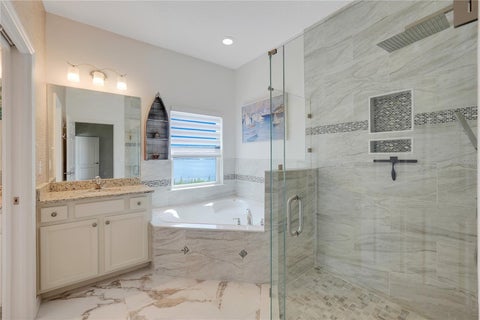 Tiny photo for 124 Islabella Way, Groveland, FL 34736 (MLS # G5118437)