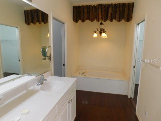 LAKESIDE PLANTATION - Residential