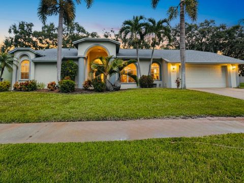 Photo of 2654 Crystal Circle, Dunedin, FL 34698 (MLS # O6358555)