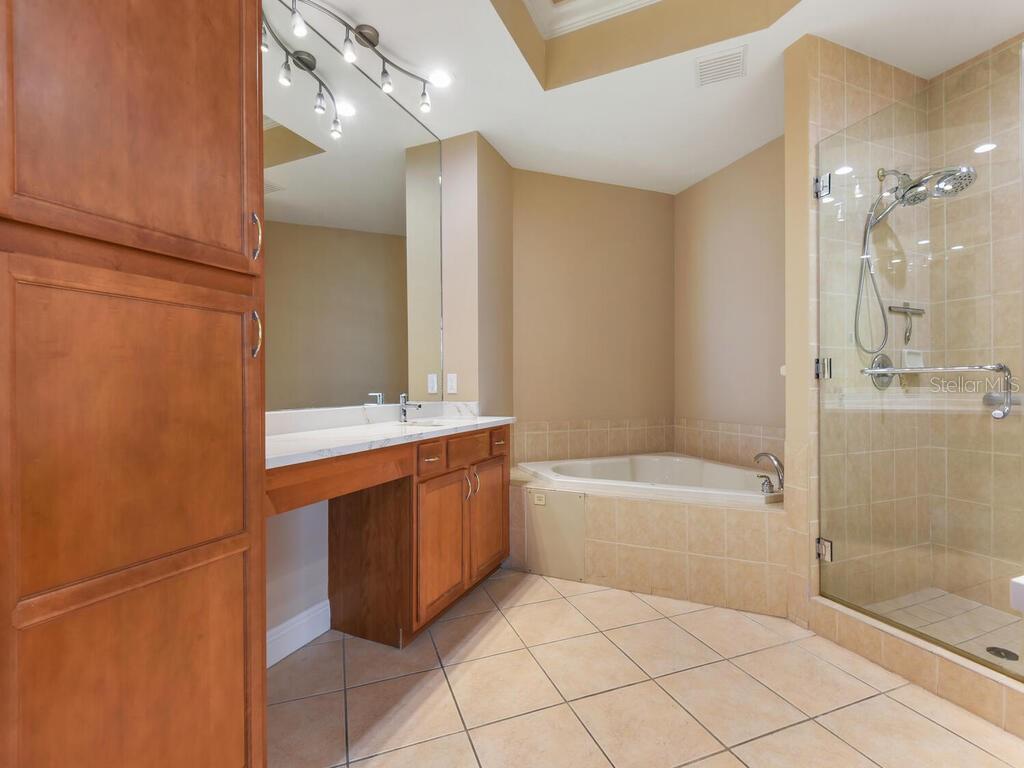 HIGH POINT PLACE - Residential