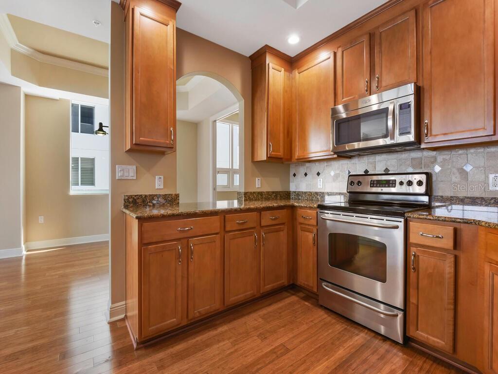 HIGH POINT PLACE - Residential