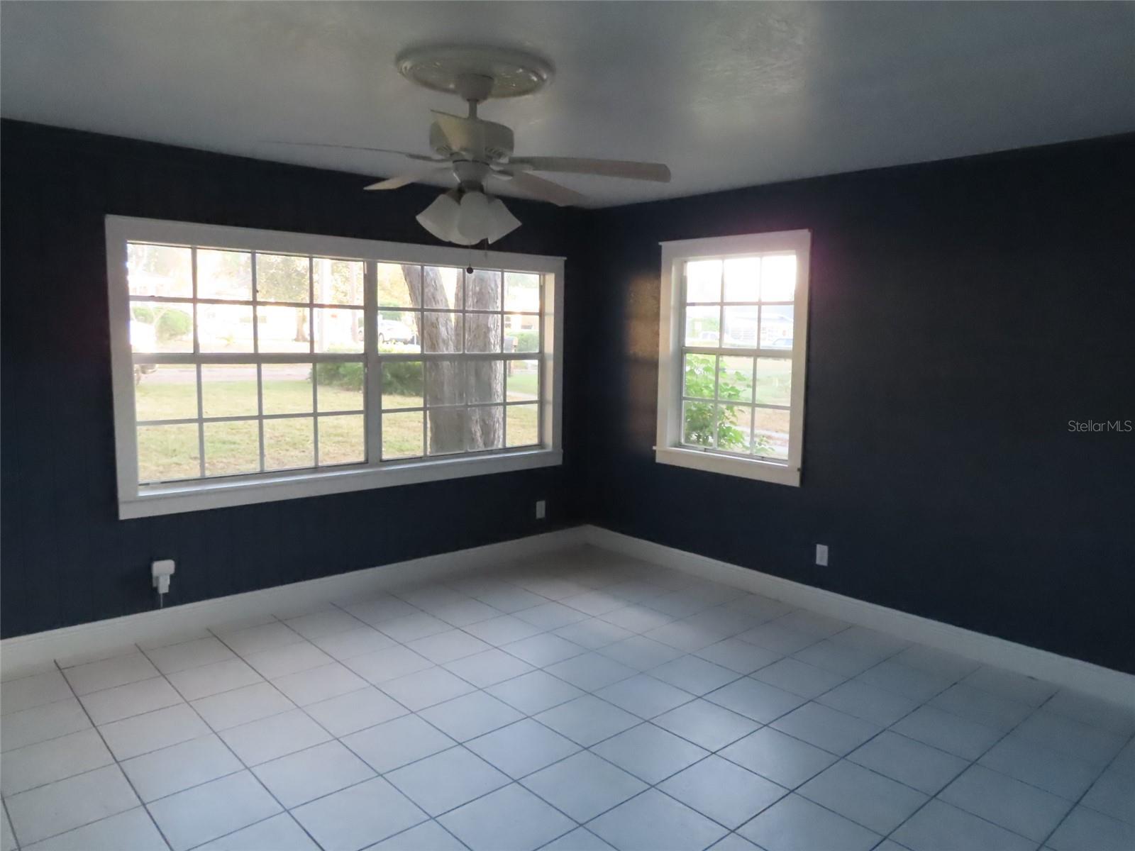 1028 W MARJORIE STREET