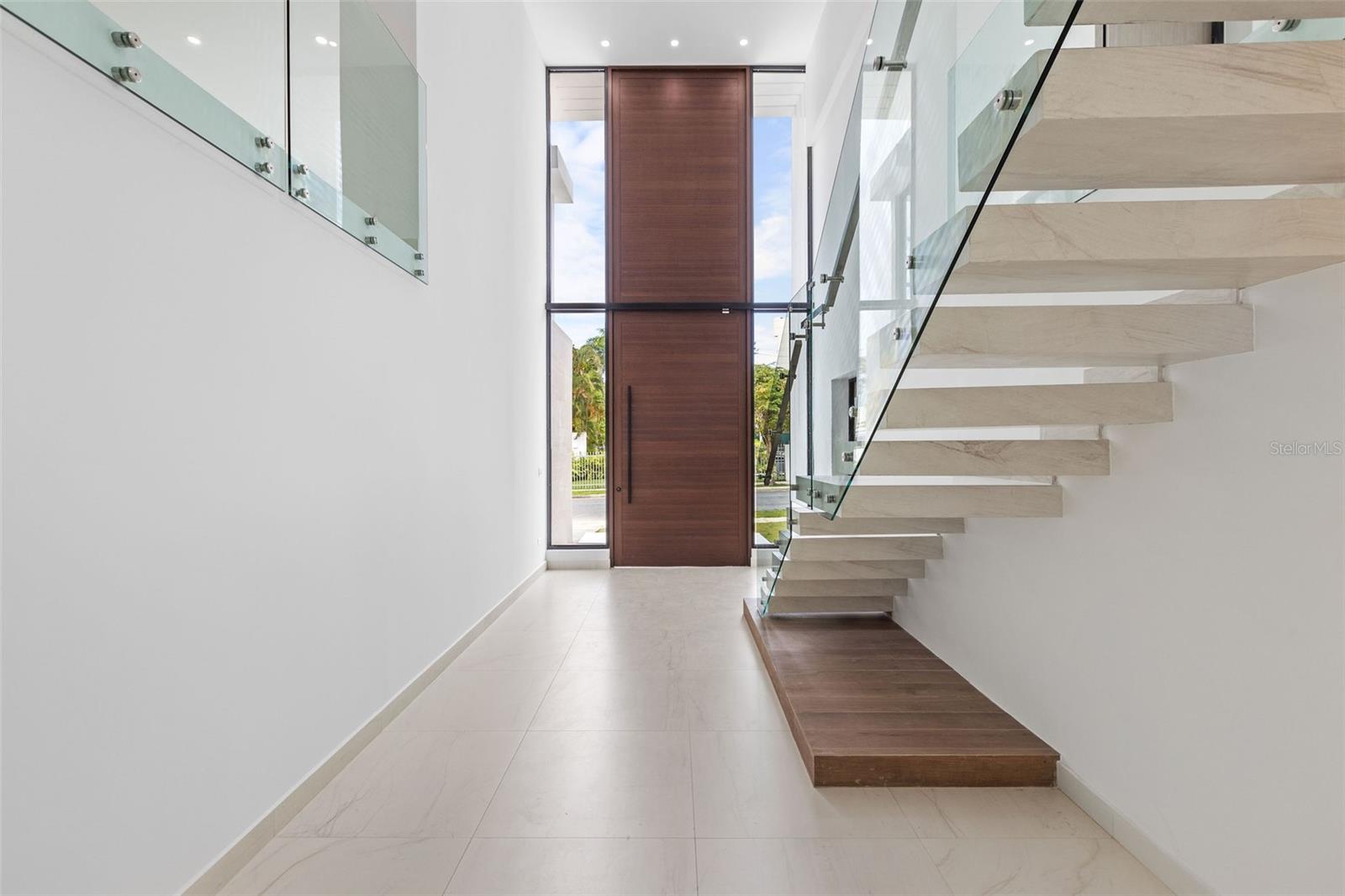 CAPARRA HILLS - Residential