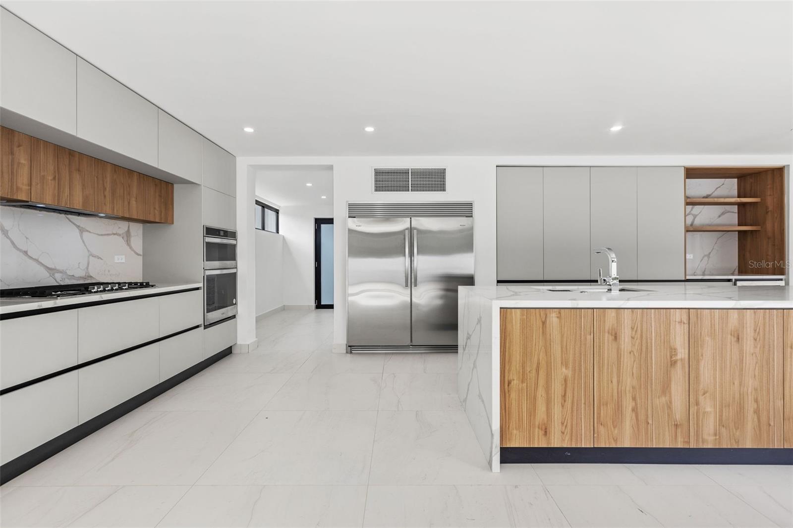 CAPARRA HILLS - Residential