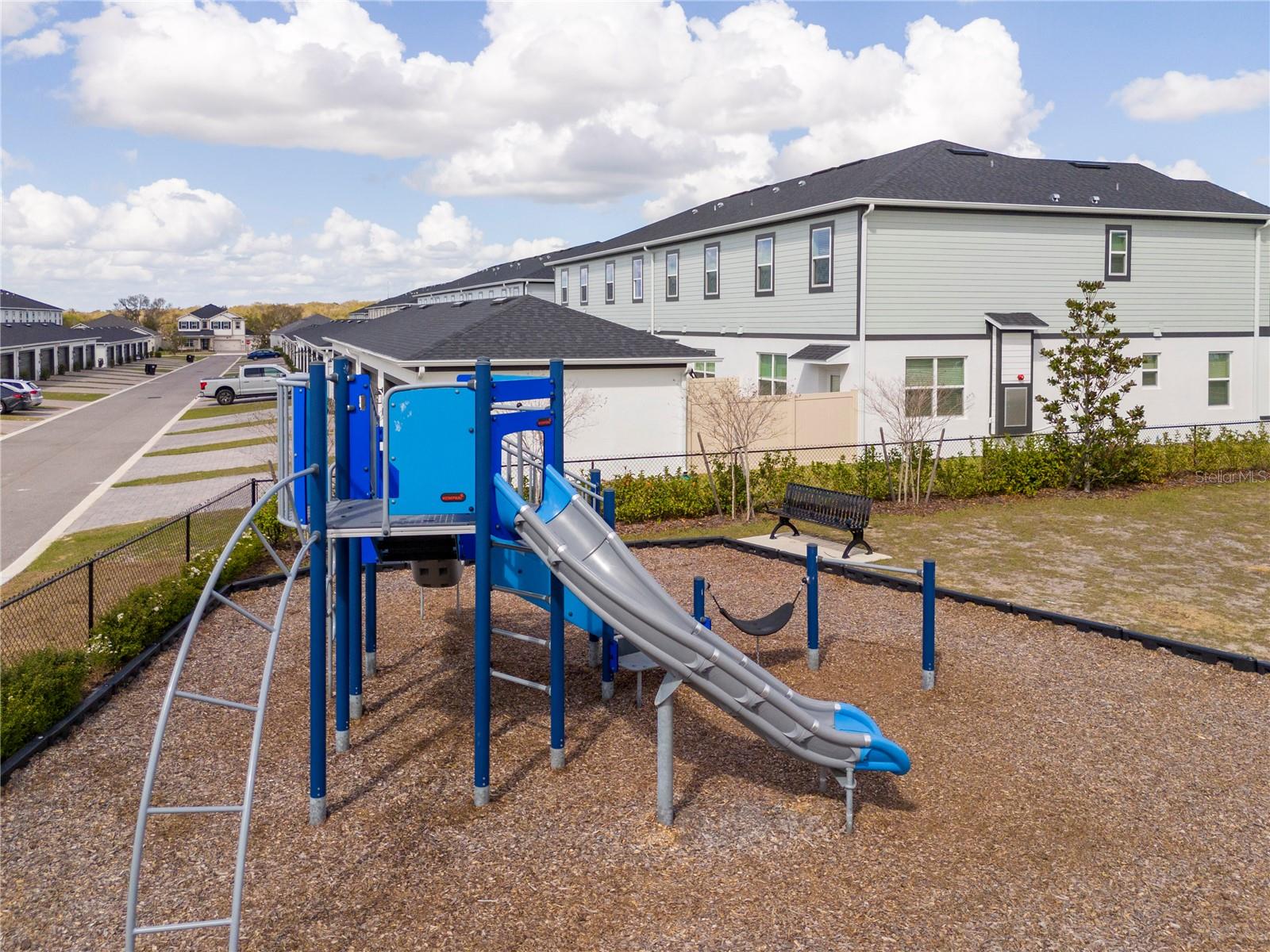 EMERSON POINTE-APOPKA - Residential