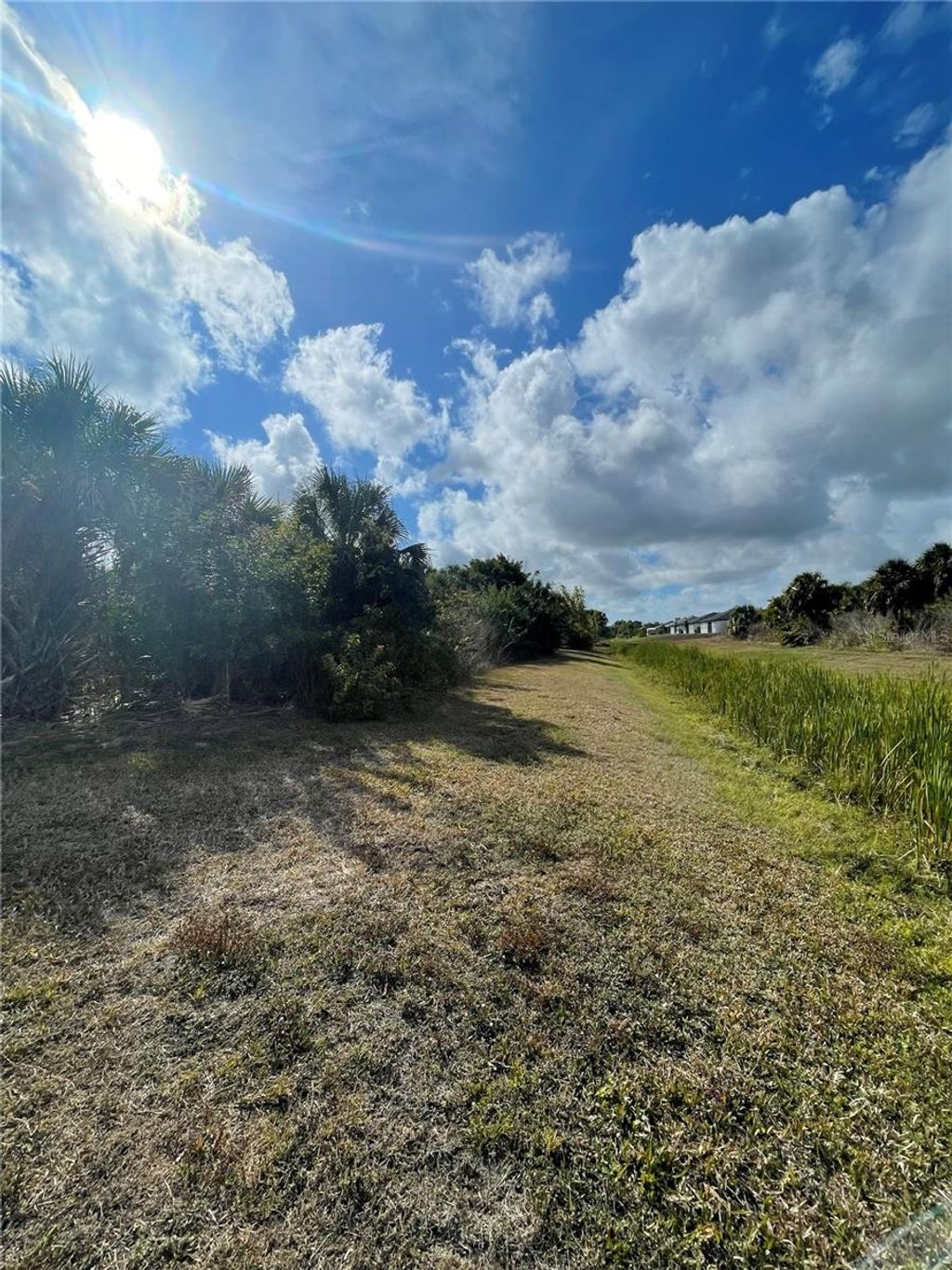 Photo of 33 Wawana Road, North Port, FL 34287 (MLS # C7518948)