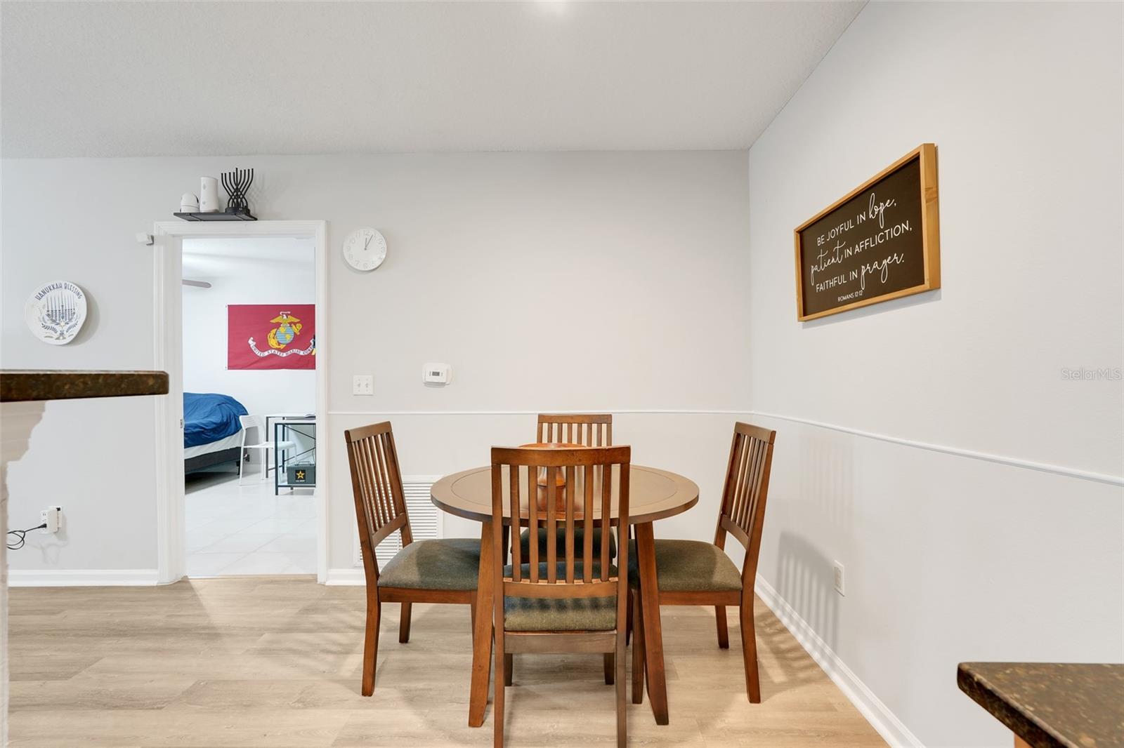 SUNERT LAKE - Residential