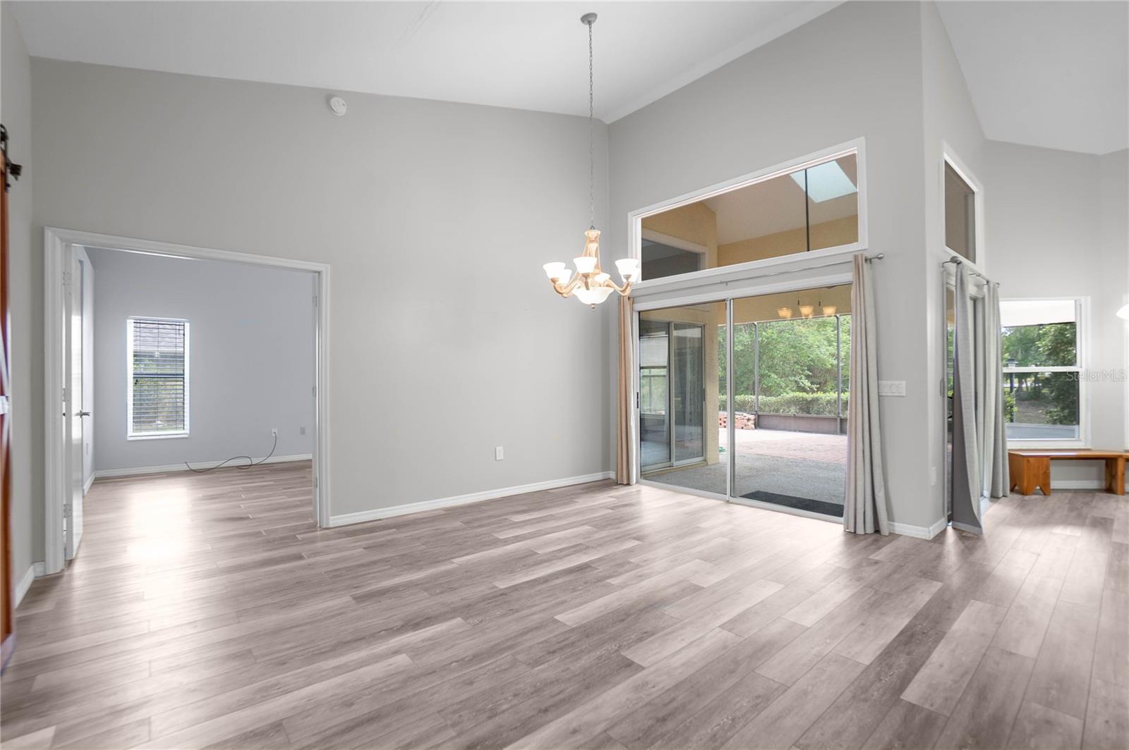 1508 N MARLBOROUGH LOOP