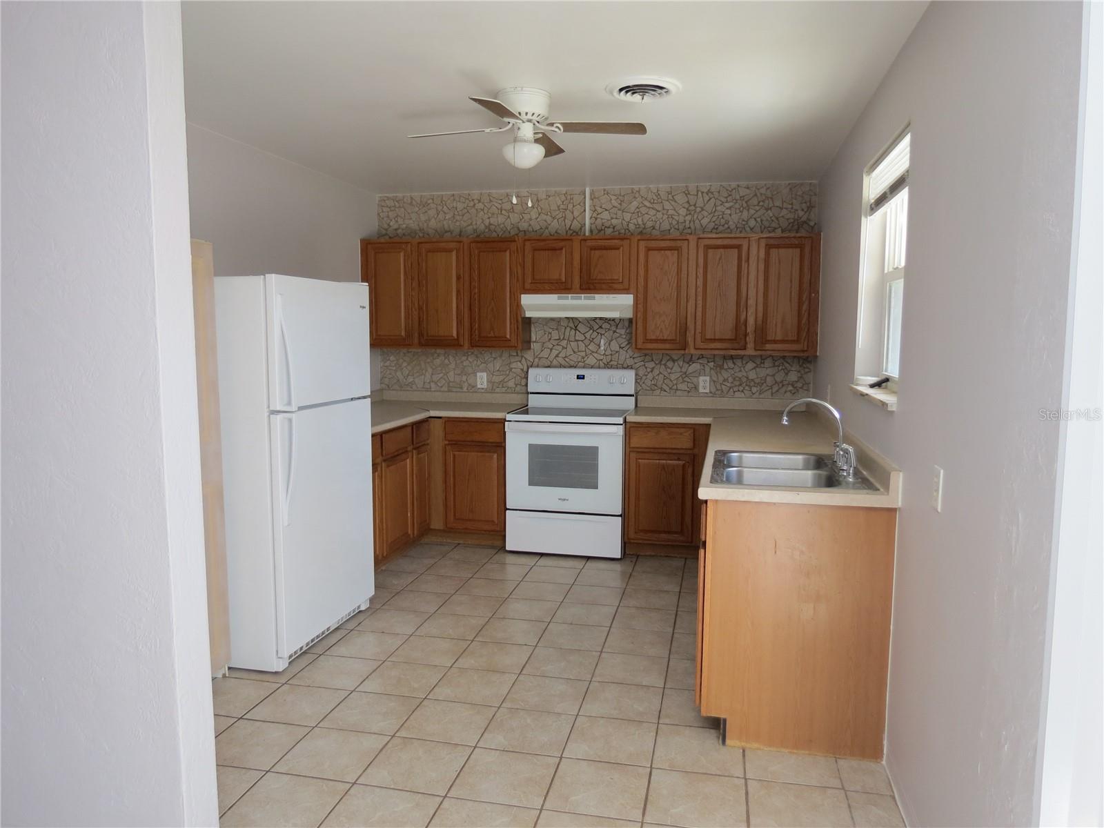 ROCKEFELLER HEIGHTS ORMOND BEACH - Residential Lease