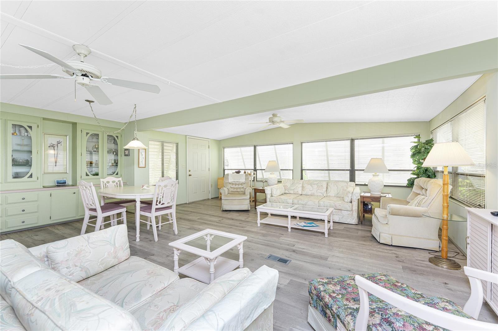 ALAMEDA ISLES - Residential