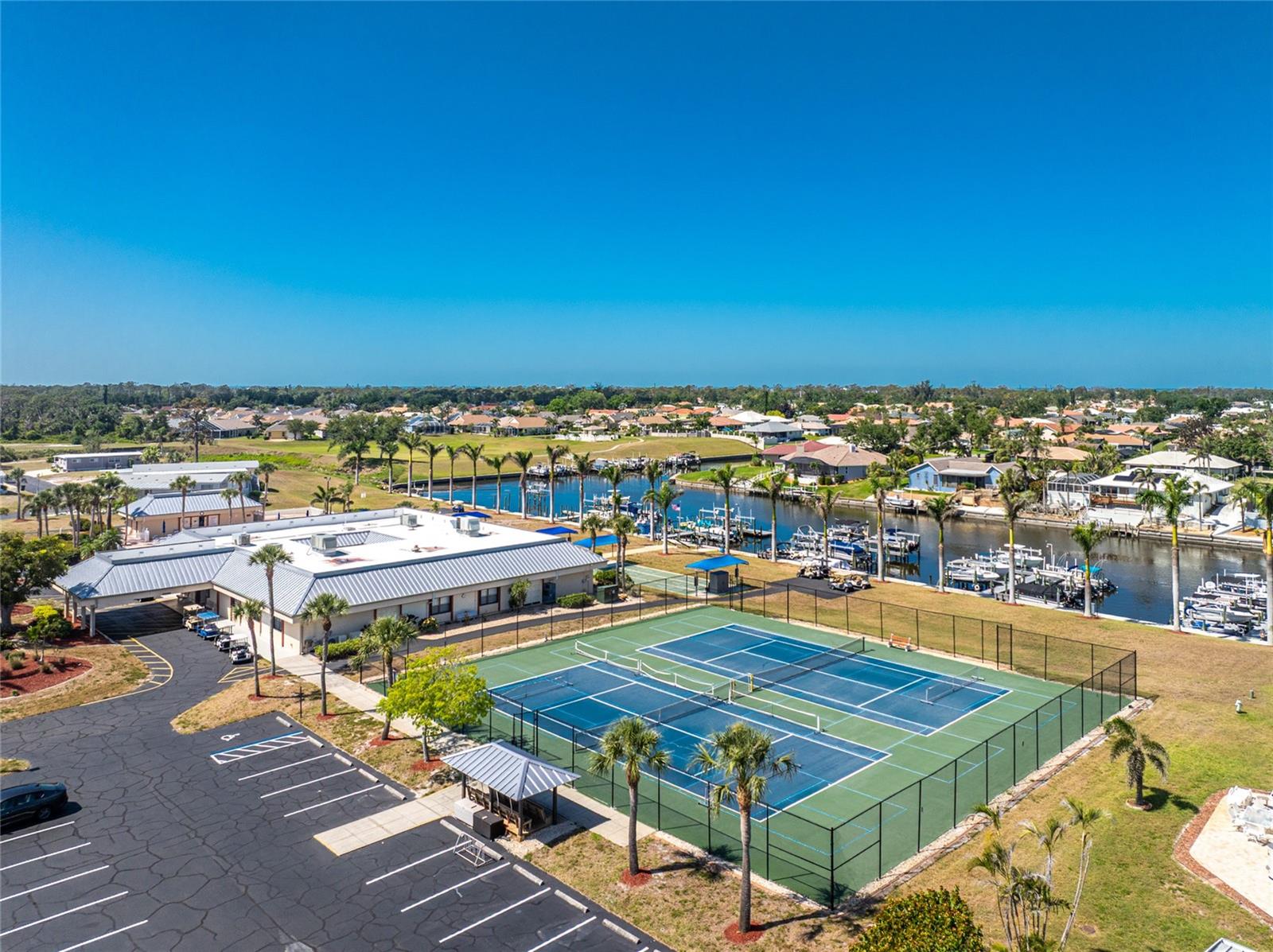 ALAMEDA ISLES - Residential