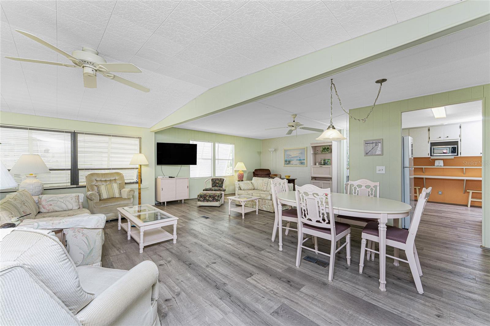 ALAMEDA ISLES - Residential