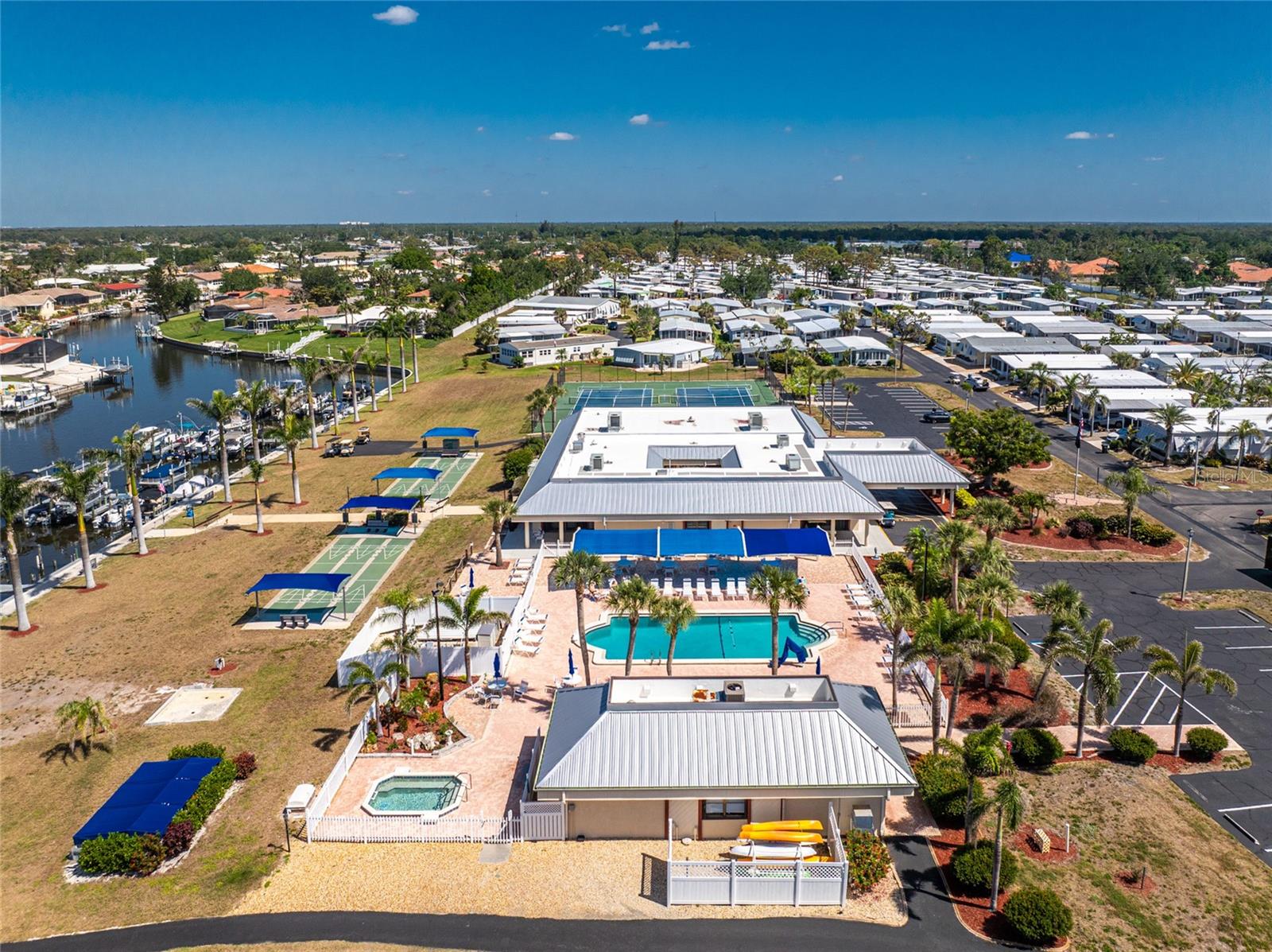 ALAMEDA ISLES - Residential