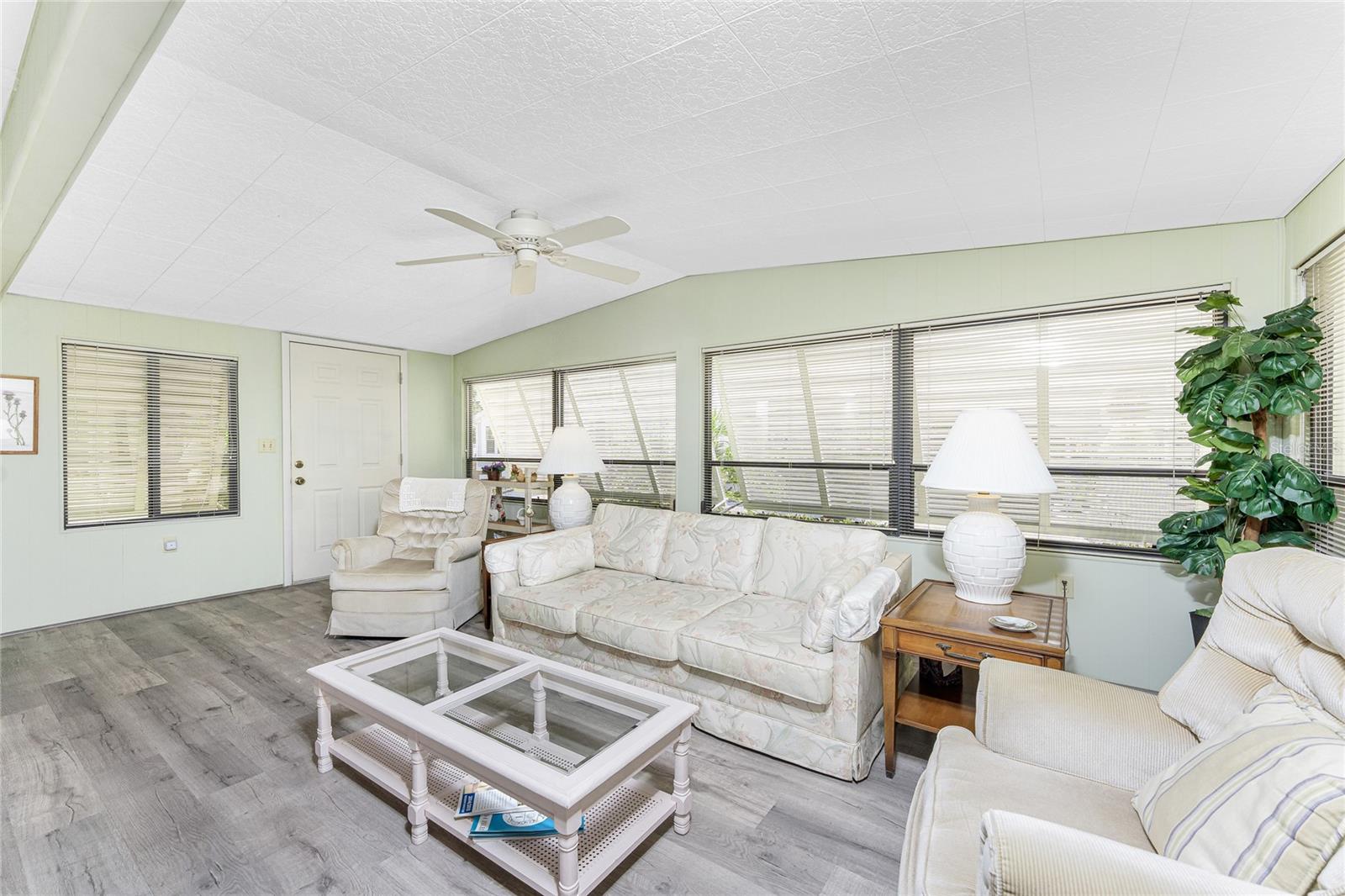 ALAMEDA ISLES - Residential