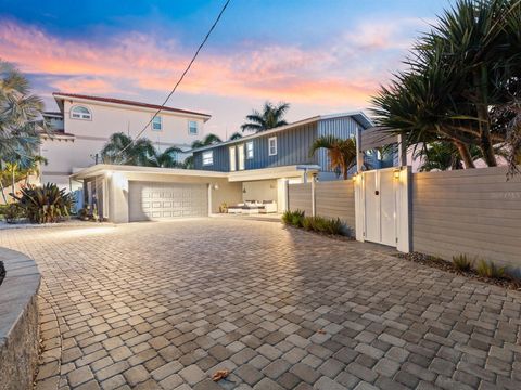 A home in PALM HARBOR