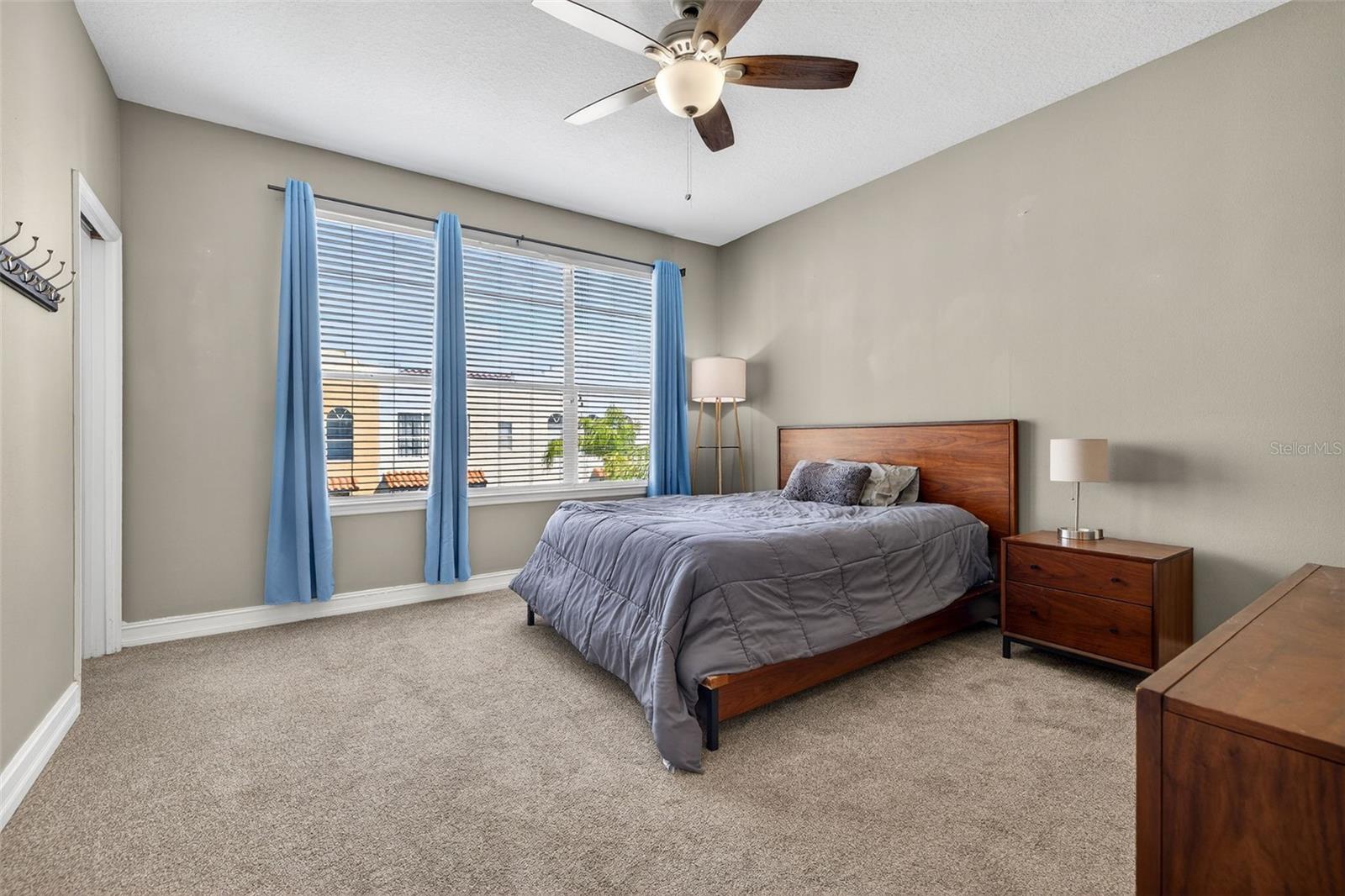 VILLAS OF TOSCANA TWNHMS - Residential