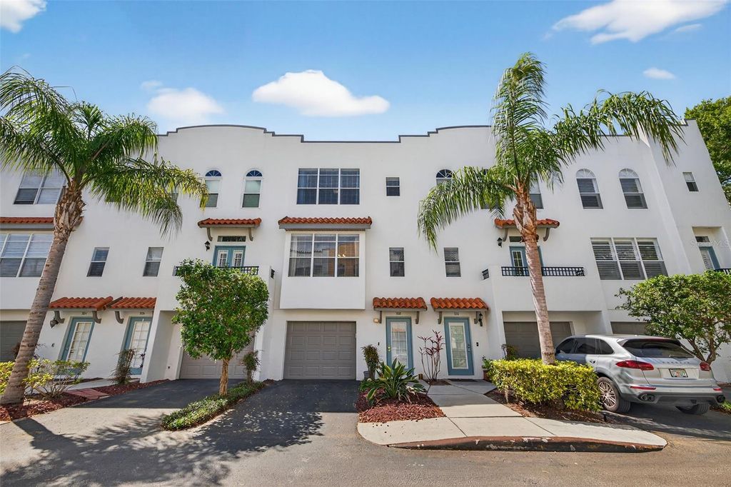 Photo of 3108 Toscana Circle, Tampa, FL 33611 (MLS # TB8496748)