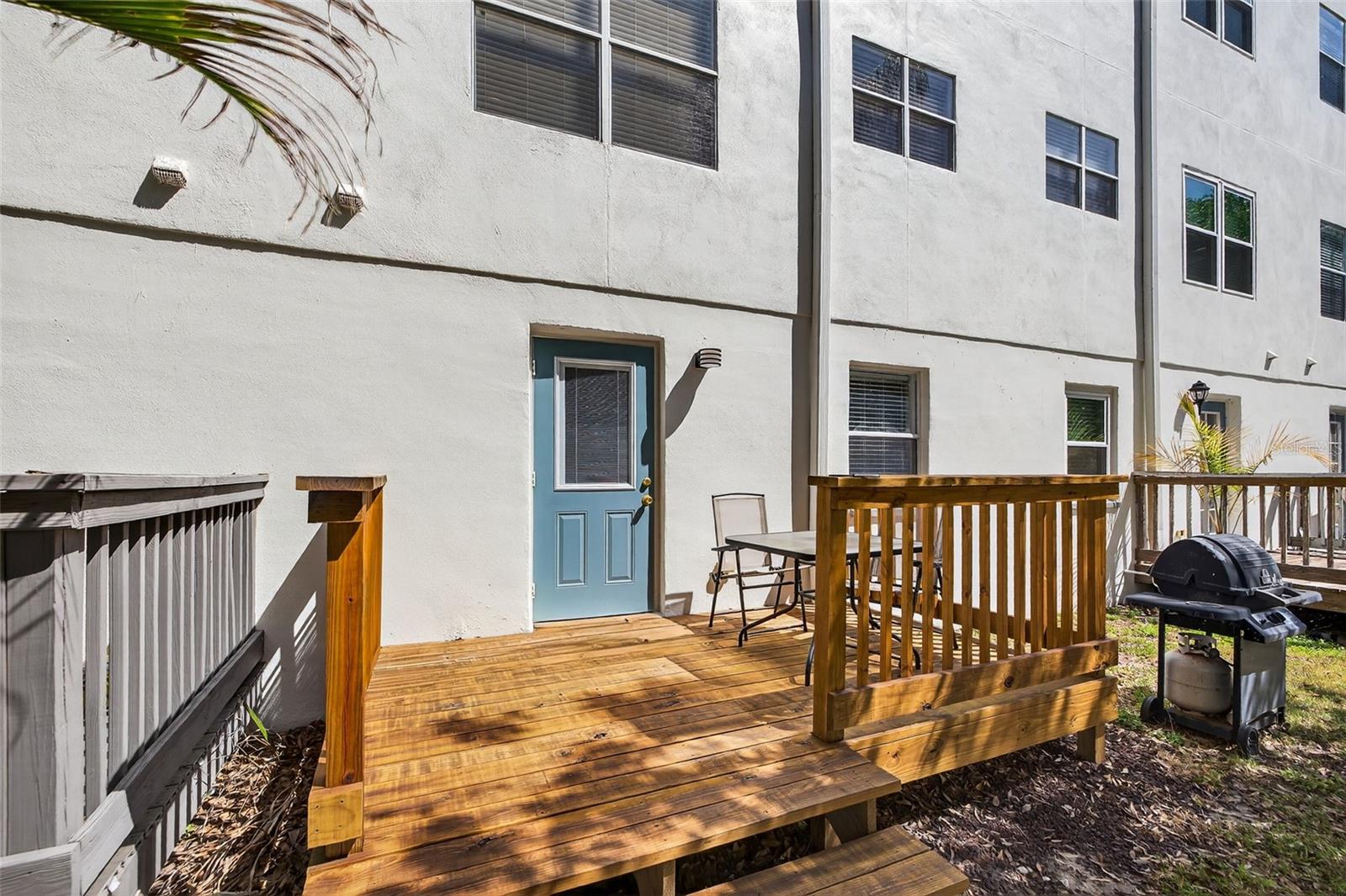 VILLAS OF TOSCANA TWNHMS - Residential