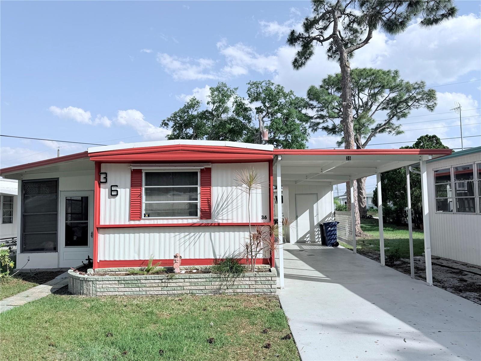 9933 - OAK GROVE - Residential