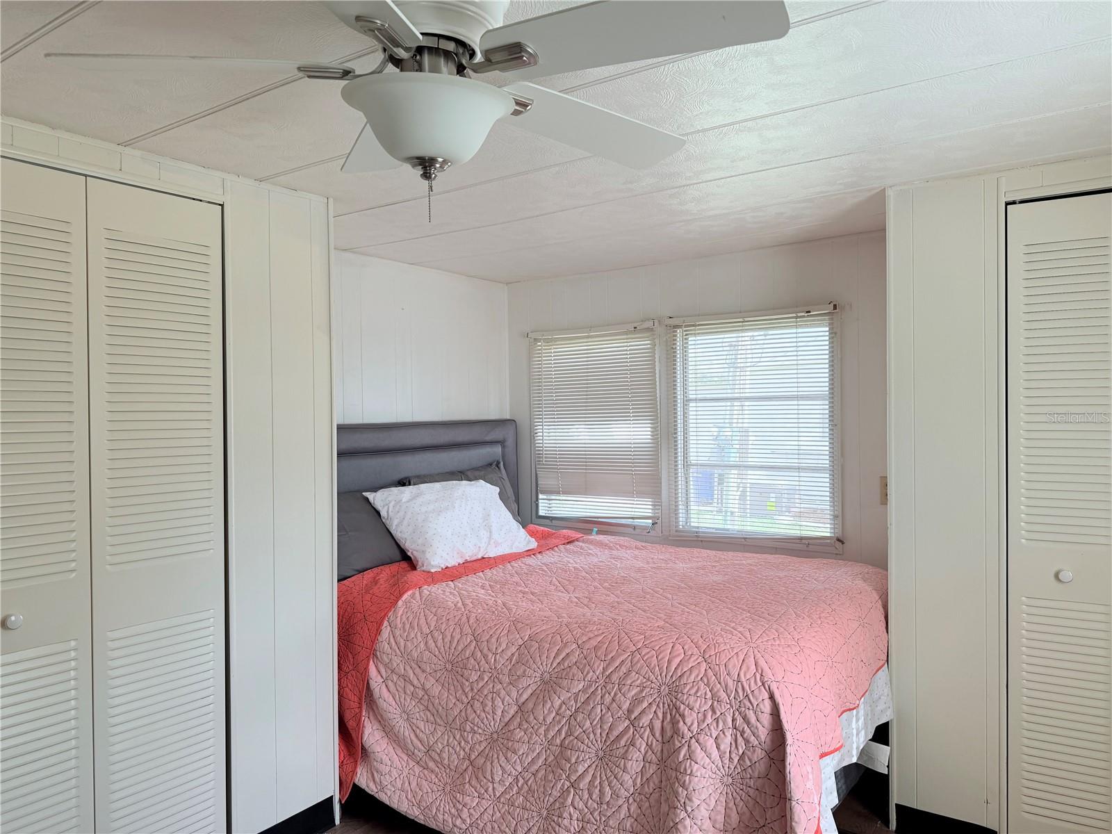 9933 - OAK GROVE - Residential